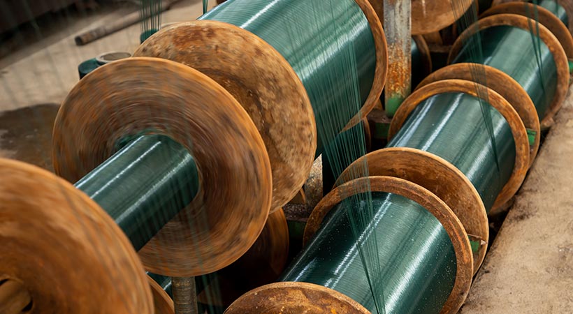 Plastic monofilament on the machine